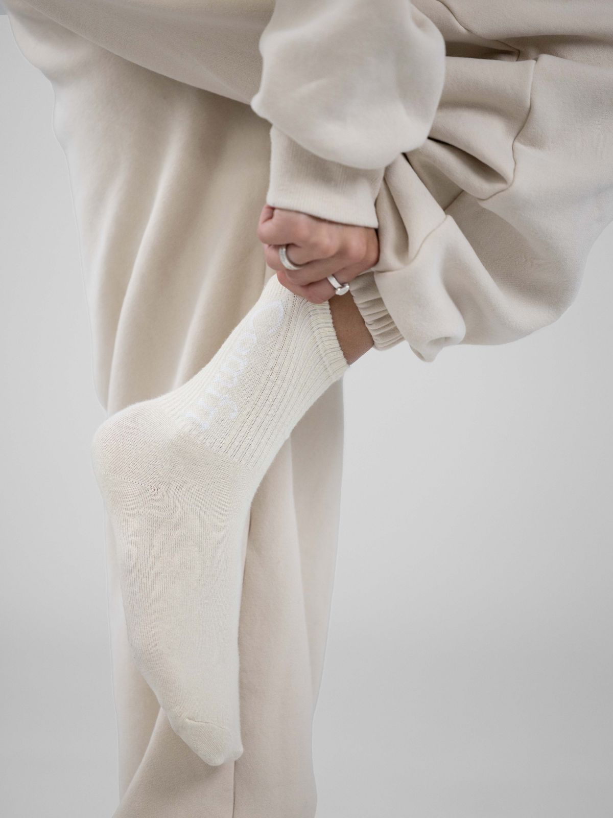 Signature Mid Length Socks